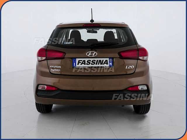 Hyundai i20 1.2 5 porte Advanced 75CV