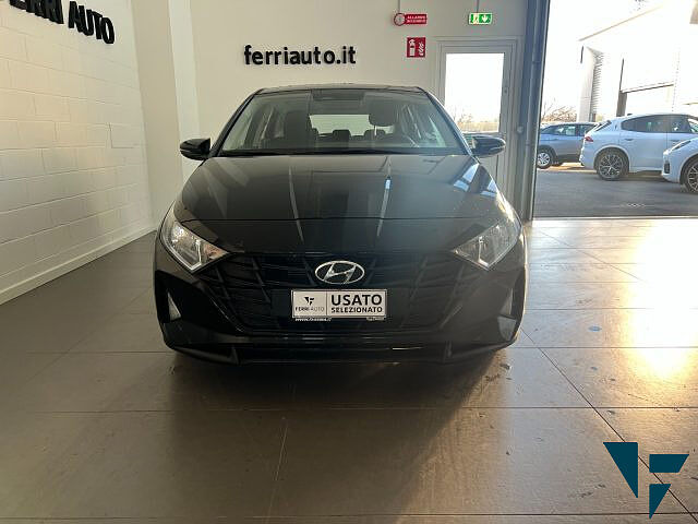 Hyundai i20 1.2 MPI MT Connectline