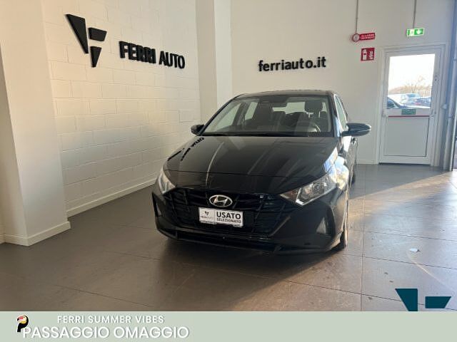 Hyundai i20 1.2 MPI MT Connectline