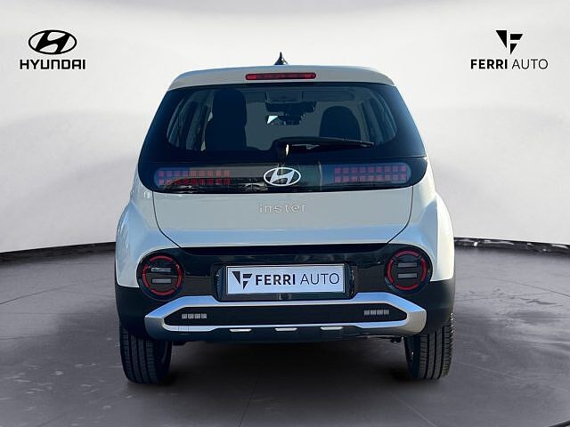 Hyundai  49 kWh Xtech