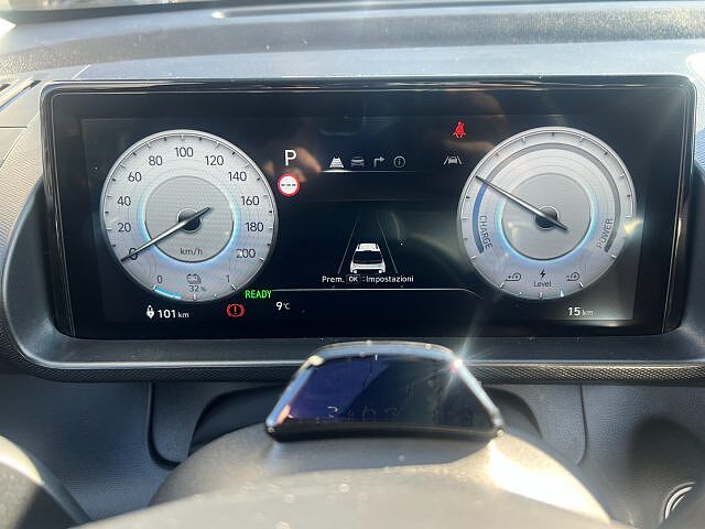 Hyundai  49 kWh Xtech
