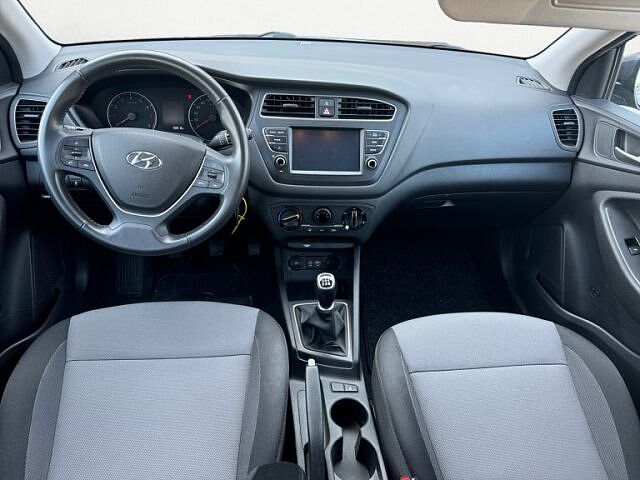 Hyundai i20 1.2 5 porte Tech