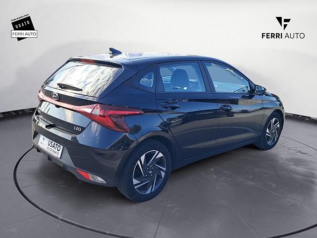 Hyundai i20 1.2 MPI MT Connectline