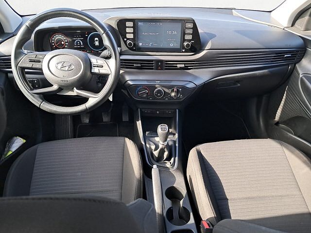 Hyundai i20 1.2 MPI MT Connectline