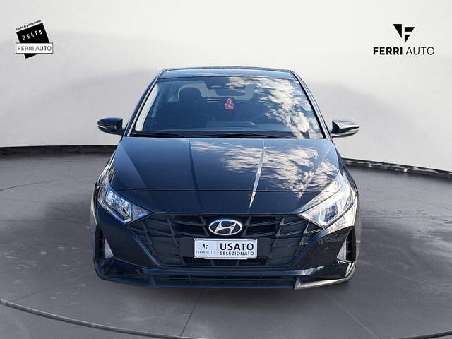 Hyundai i20 1.2 MPI MT Connectline
