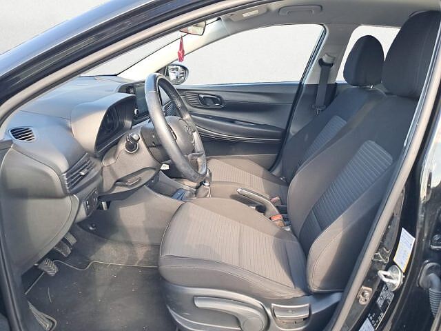 Hyundai i20 1.2 MPI MT Connectline