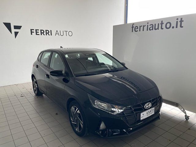 Hyundai i20 1.2 MPI MT Connectline