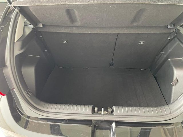 Hyundai i20 1.2 MPI MT Connectline