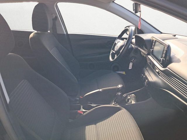 Hyundai i20 1.2 MPI MT Connectline