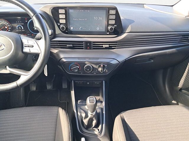Hyundai i20 1.2 MPI MT Connectline