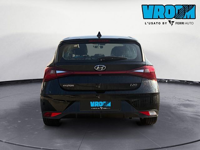 Hyundai i20 1.2 MPI MT Connectline