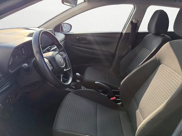 Hyundai i20 1.2 MPI MT Connectline