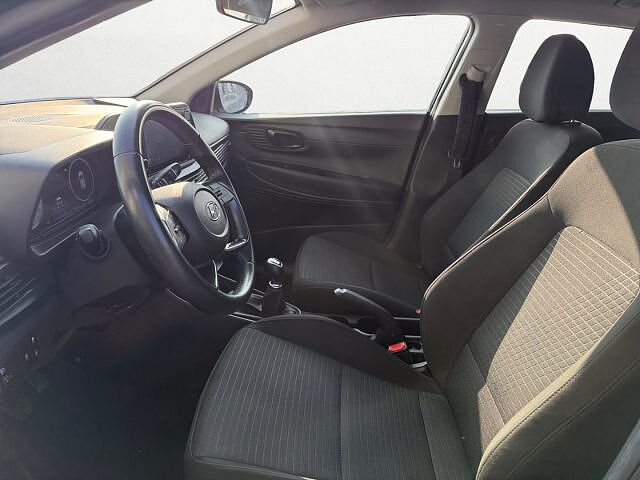 Hyundai i20 1.2 MPI MT Connectline