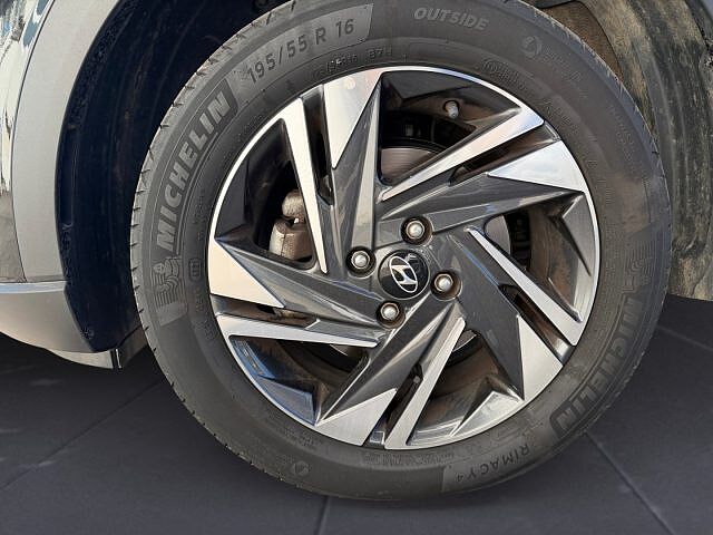 Hyundai BAYON 1.0 T-GDI Hybrid 48V iMT XLine