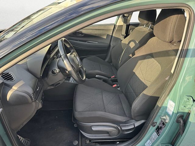 Hyundai BAYON 1.0 T-GDI Hybrid 48V iMT XClass Safety Tech