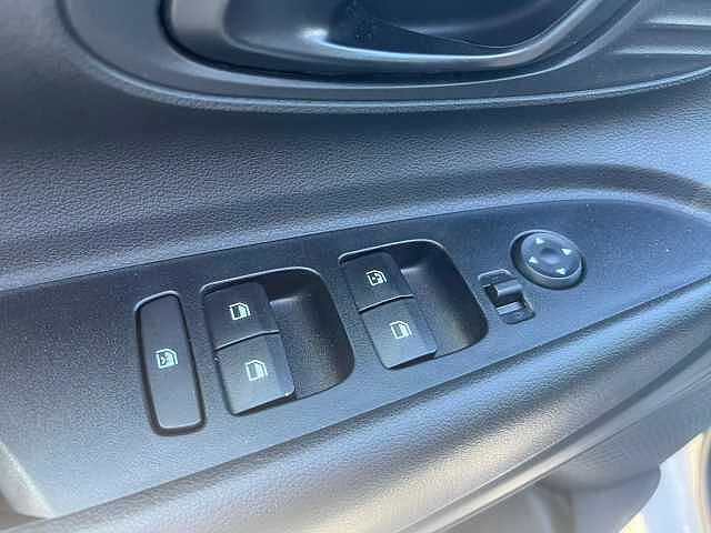 Hyundai i20 1.0 T-GDI MT Connectline