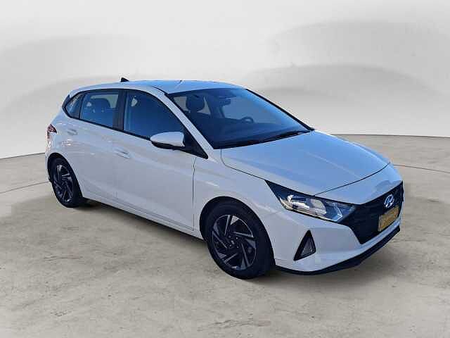Hyundai i20 1.2 MPI MT Connectline