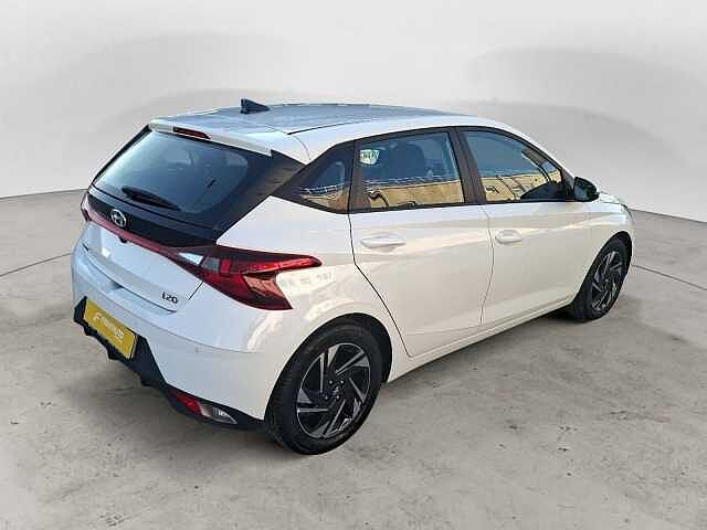 Hyundai i20 1.2 MPI MT Connectline
