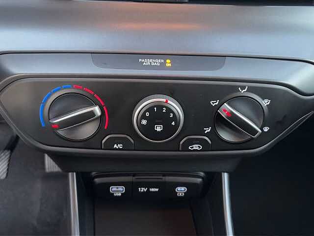 Hyundai i20 1.0 t-gdi Connectline 90cv mt Lucid Lime