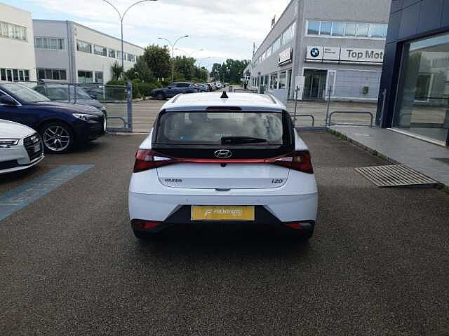 Hyundai i20 1.2 MPI MT ConnectLine