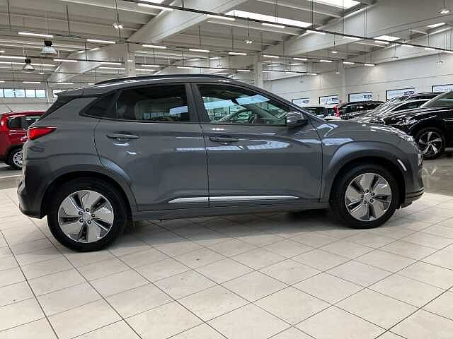 Hyundai KONA EV 39 kWh XPrime con Finanziamento