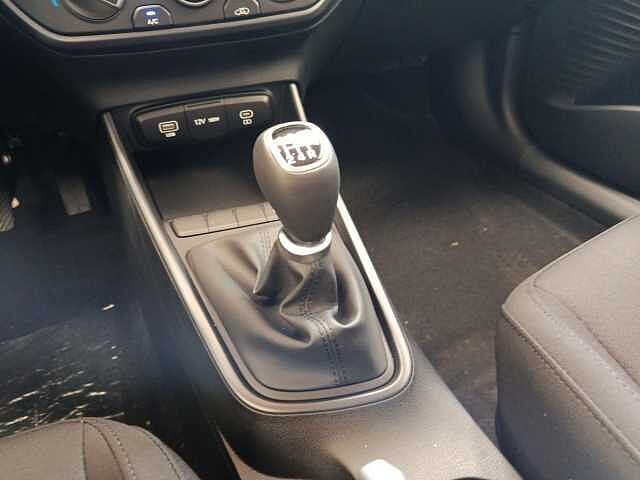 Hyundai i20 1.2 MT CONNECTLINE MY25