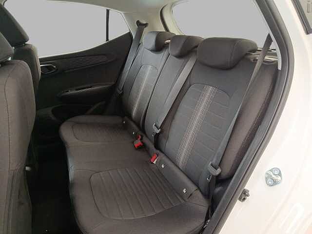 Hyundai i10 1.0 AT CONNECTLINE MY25 5P