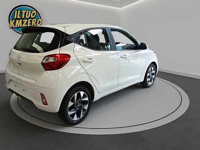Hyundai i10 1.0 AT CONNECTLINE MY25 5P