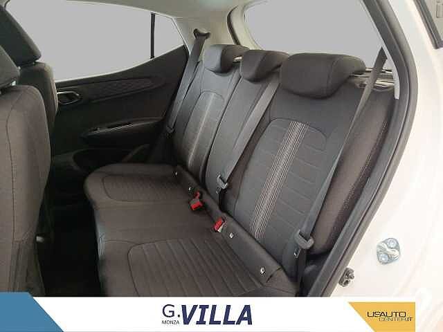 Hyundai i10 1.0 AT CONNECTLINE MY25 5P