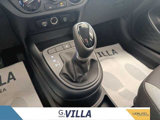 Hyundai i10 1.0 AT CONNECTLINE MY25 5P