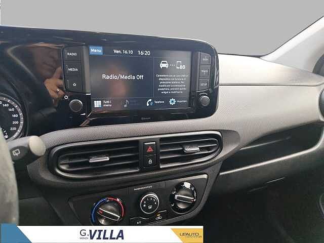 Hyundai i10 1.0 mpi Tech Connect Pack at