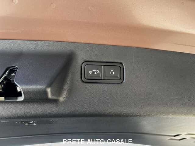Hyundai  1.6 T-GDi PHEV 4WD AT 5 posti Business