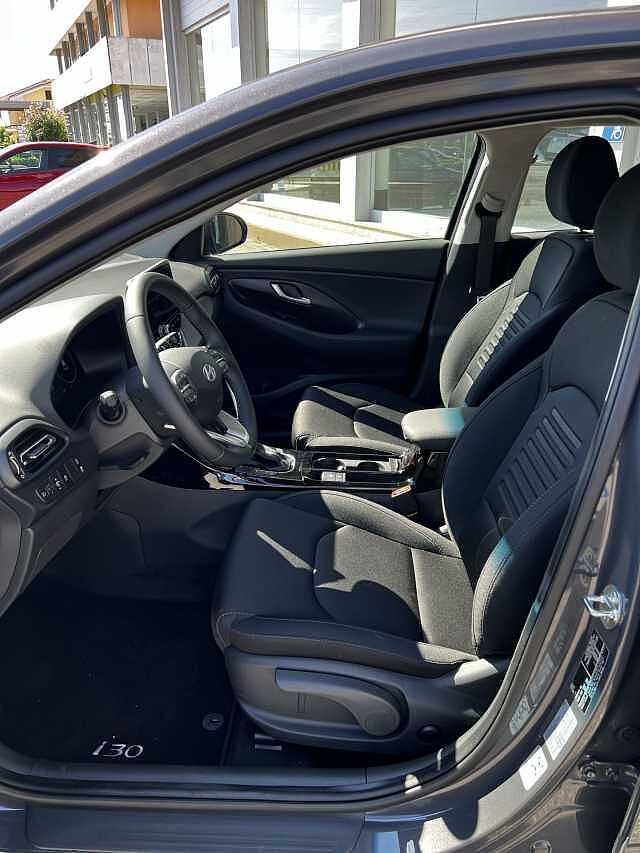Hyundai i30 1.0 T-GDI DCT 48V 5 porte Business