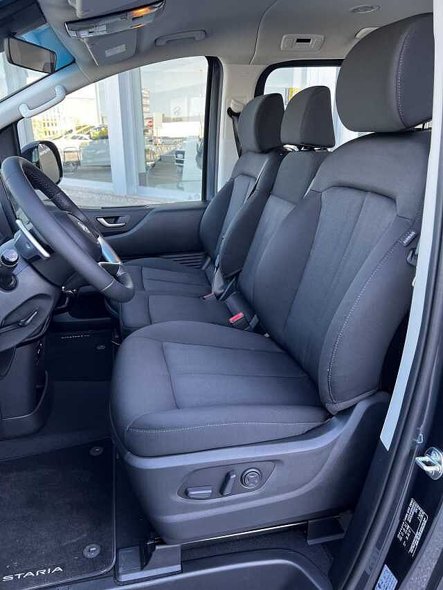Hyundai STARIA 1.6 HEV AT 2WD 9 posti Wagon