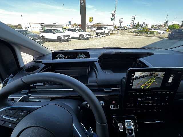 Hyundai STARIA 1.6 HEV AT 2WD 9 posti Wagon