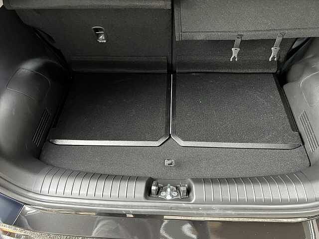 Hyundai INSTER 49 kWh XClass + Tech pack + Cerchi da 17