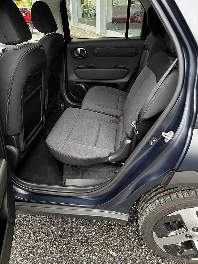 Hyundai INSTER 49 kWh XClass + Tech pack + Cerchi da 17