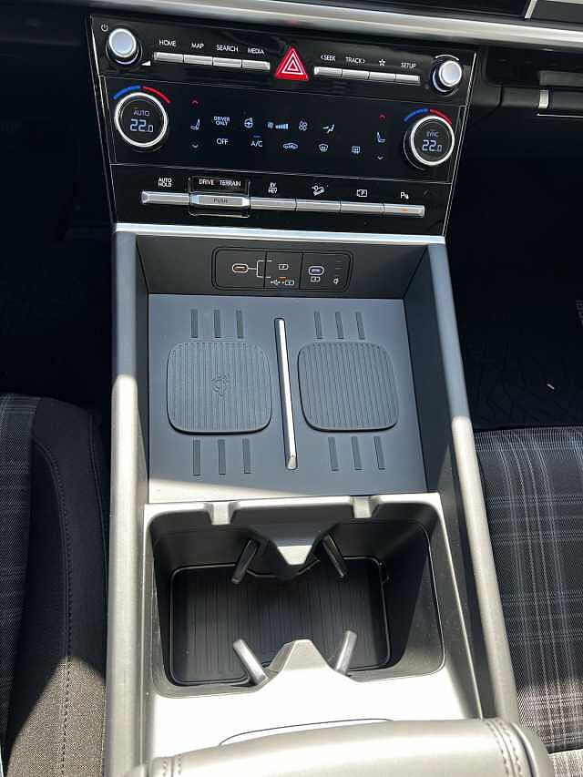 Hyundai SANTA FE 1.6 T-GDi PHEV 4WD AT 5 posti Business