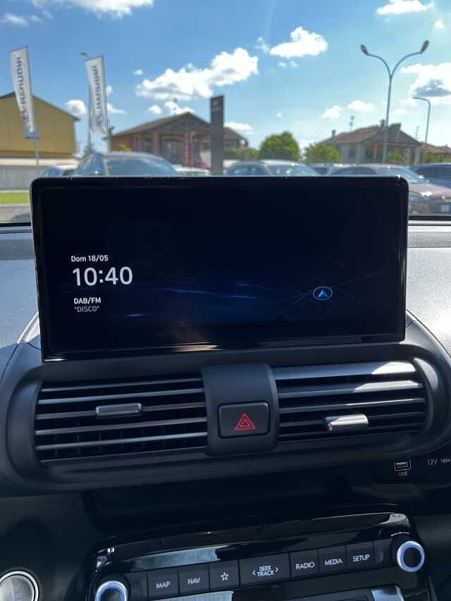 Hyundai INSTER 49 kWh xTech + Login Pack