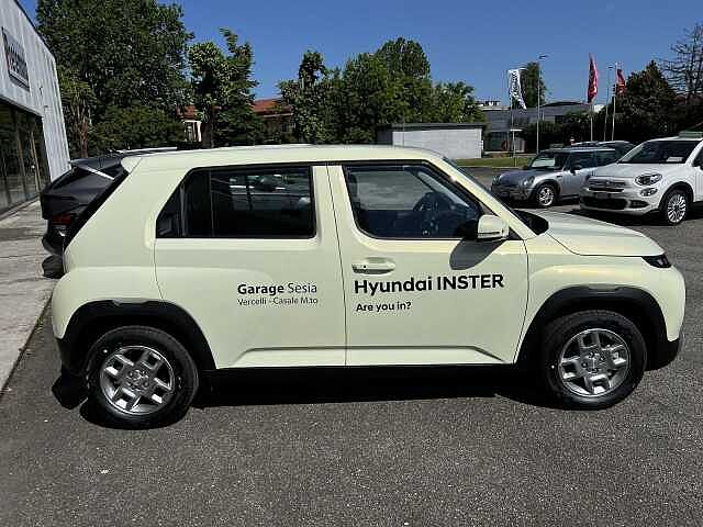 Hyundai INSTER 49 kWh xTech + Login Pack