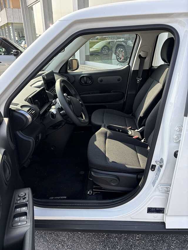 Hyundai INSTER BEV 49 kWh Xtech+Login Pack