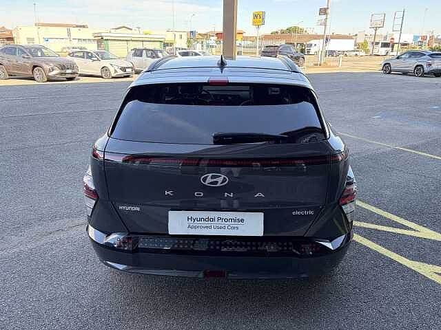 Hyundai KONA Electric BEV 64,8 kWh Exclusive + Pompa di calore