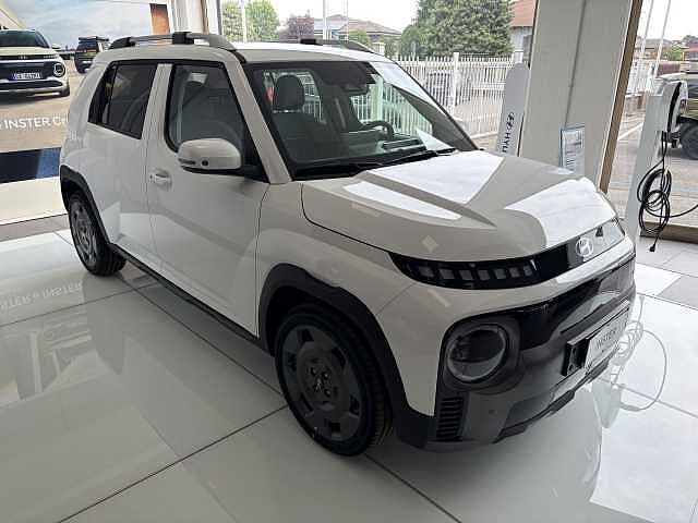 Hyundai INSTER BEV 49 kWh Cross