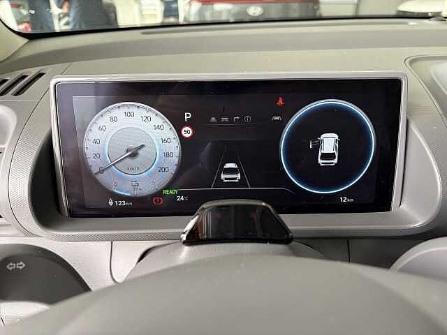 Hyundai INSTER BEV 49 kWh Cross
