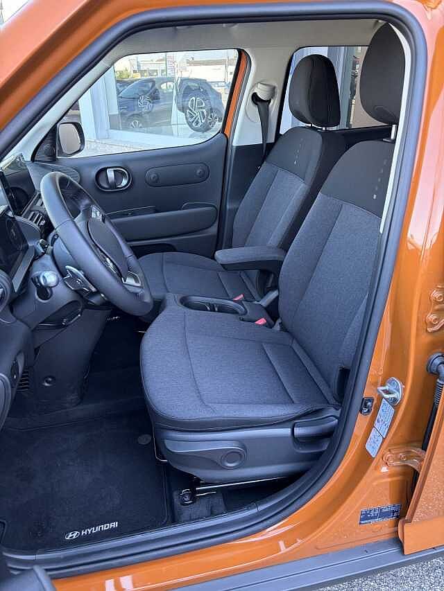 Hyundai INSTER BEV 49 kWh Xclass + cerchi da 17'