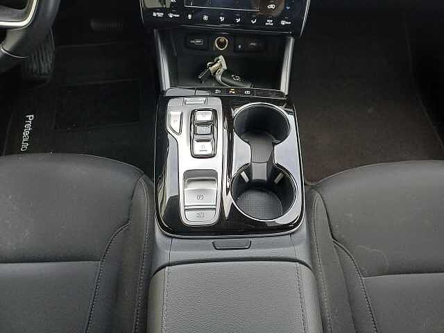 Hyundai TUCSON Hybrid 1.6 HEV 2WD AT XLine