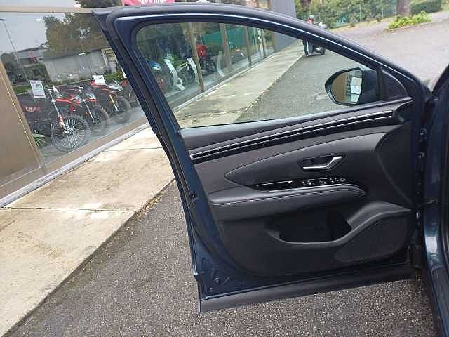Hyundai TUCSON Hybrid 1.6 HEV 2WD AT XLine