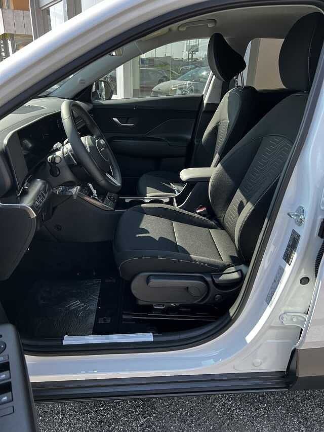 Hyundai KONA Hybrid 1.6 HEV Business 2WD DCT
