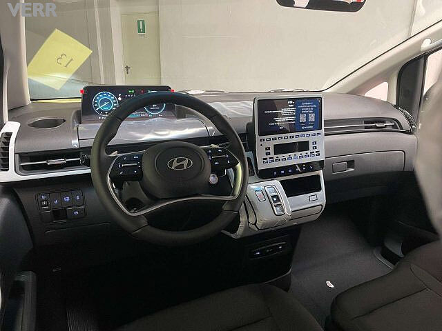Hyundai STARIA 1.6 hev Wagon 2wd auto