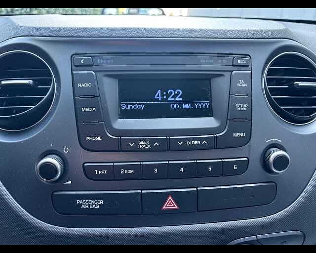 Hyundai i10 i10 1.0 Login